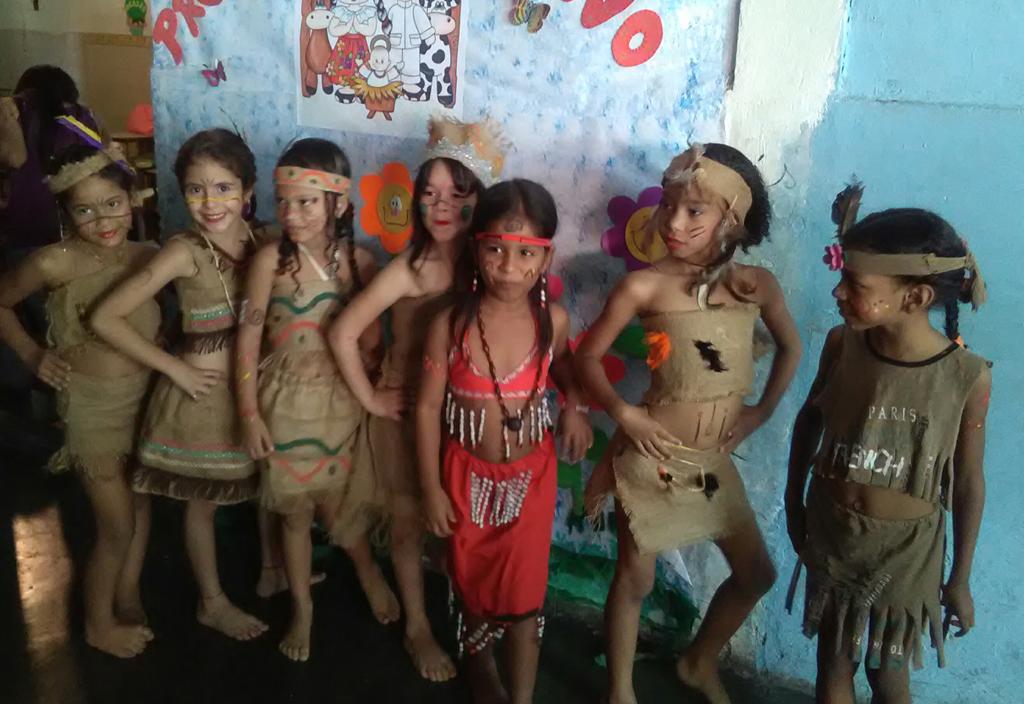 #ROSCIO Nuestros semilleros de la patria de la EB Dr Vicente Peña, con mucho orgullo honrando a nuestras Aborígenes Wayúu #GUARICO