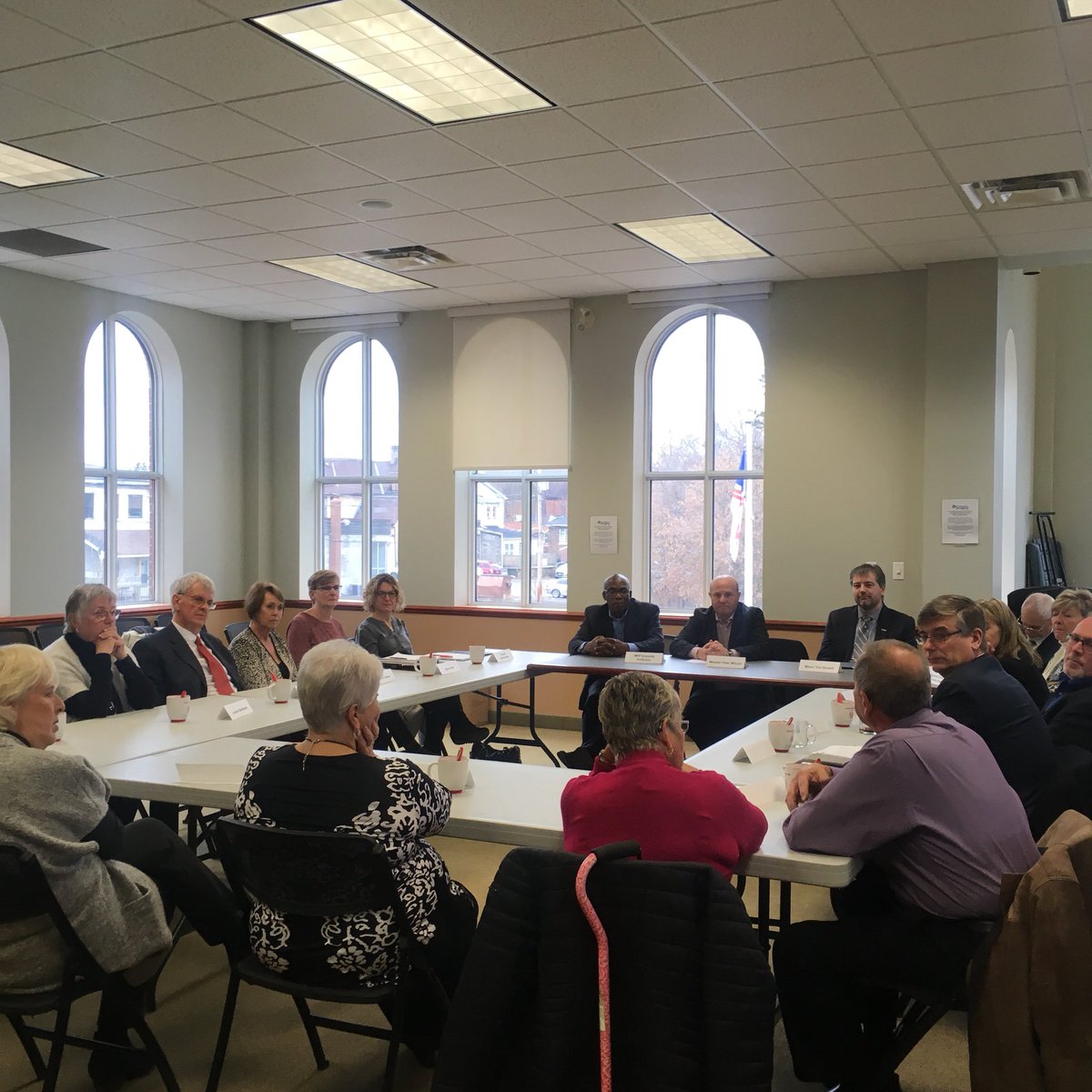 PeterMilczyn's tweet photo. It was good to discuss housing affordability with @GranvilleMPP, @tom_rowett and local city councillors in Port Perry. Thank you for having me and for your interest in housing! https://t.co/y5OckJeS83
