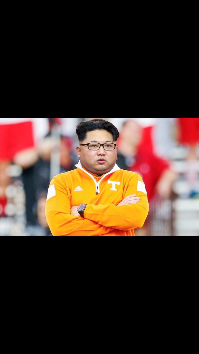 KarmaPolice2028's tweet photo. @HiImJoeySmith @igobyjake @VolsFanBASE @SECCountryVols 
#FireCurrie Currie brought Shiano to Knoxville😕 who knows he will bring him next.... Need Currie OUT NOW. #GBO https://t.co/kfCCwgZPZu