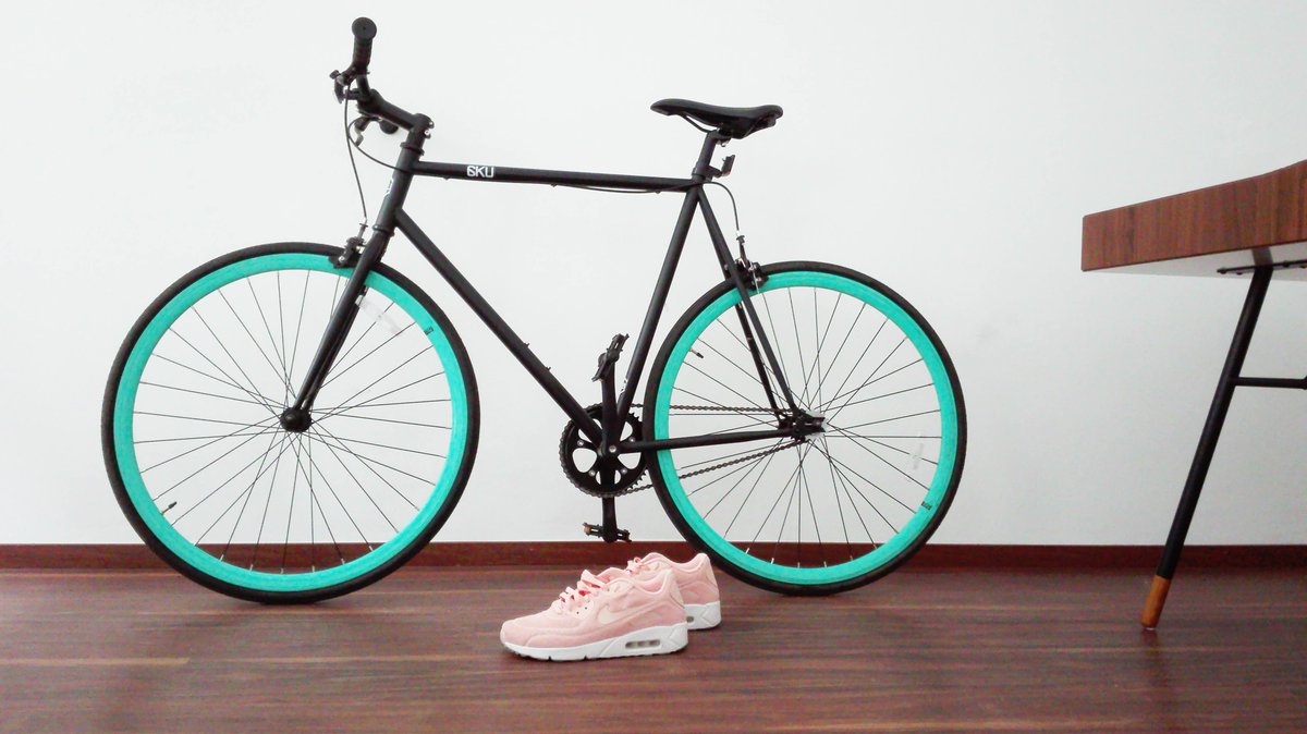 namastayio's tweet photo. Namastay by Host Kick offers hospitality with a wellness twist. When you book with us for your next trip, you'll enjoy the stylish comforts of home plus all the things you need to stay in shape. #fitnessfriday #exercise #letsmove #fitspo https://t.co/ObumxzIYWR