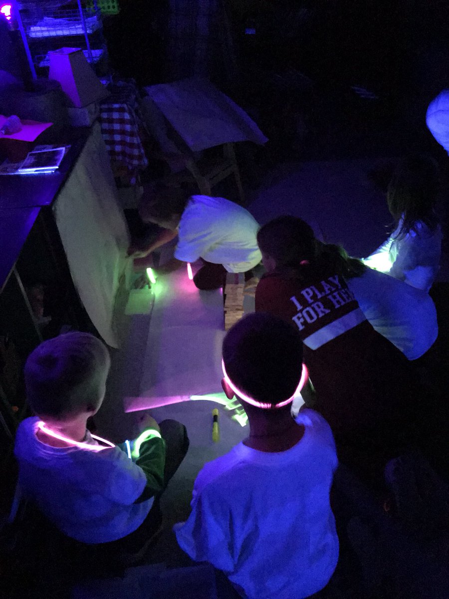 rebelsR3_we's tweet image. #glowmath in @katie_mapes &amp;amp; @michelle_r89