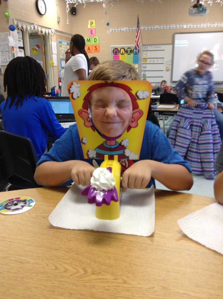astockmanclass's tweet photo. More students meeting academic goals! #Fultonproud https://t.co/1jDr4noa7K