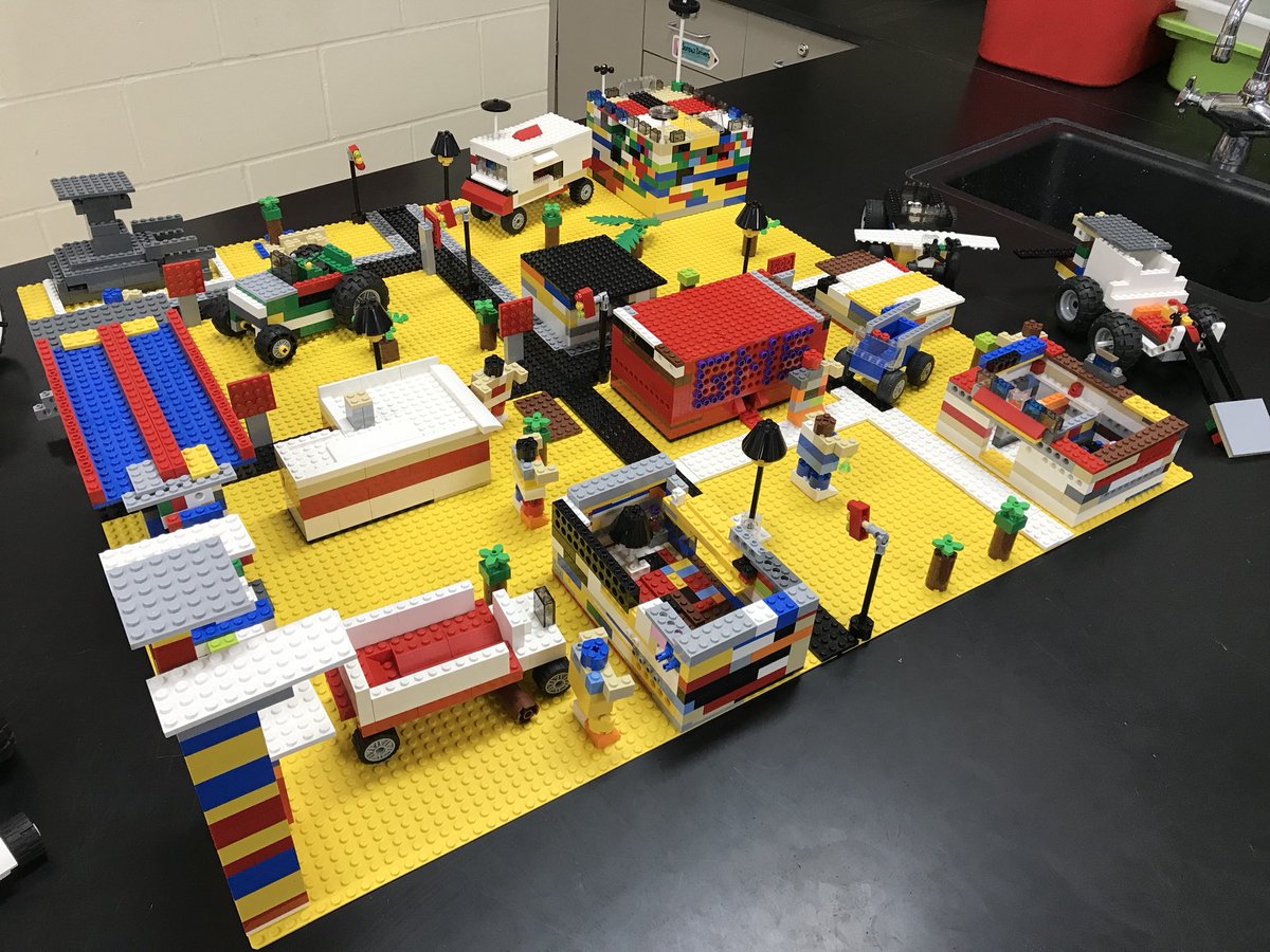MsSouba's tweet photo. Ms. Soubaโs Encore class became engineers when they created and built their own city out of Legos. They named it Coloropolis City. #EMSD37PRIDE #emsd37glenview #legocity #encoreclass @EMSD37 @GlenviewEMSD https://t.co/gMDCw5xh8t