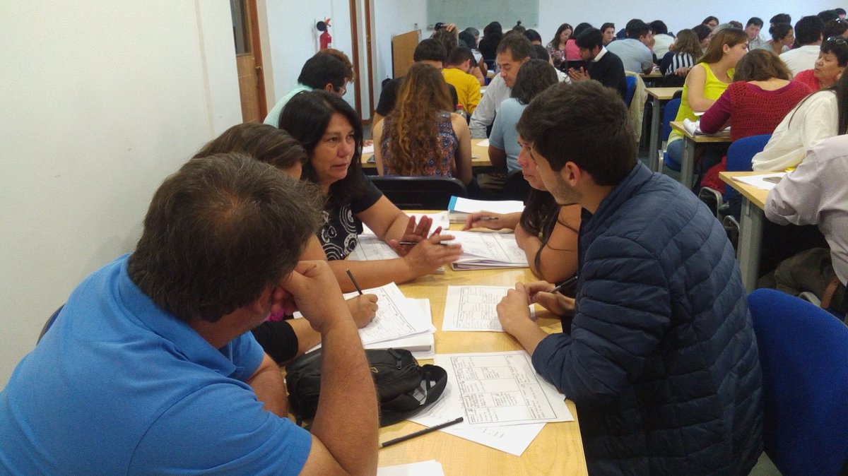 SomosChoapa's tweet photo. Alumnos de #UCN capacitan en planes de negocios a postulantes del #ProgramaCosecha de #VivaSalamanca. 🙌 https://t.co/MocDIMZE0D