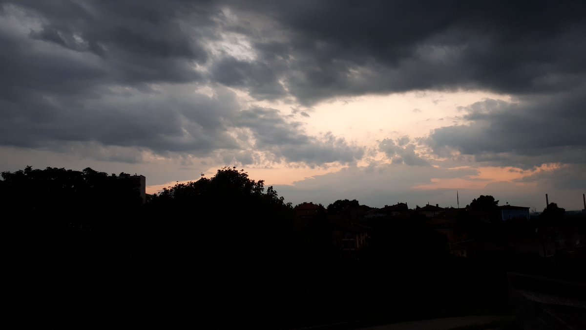 mmdiamond19's tweet photo. Sky is the limit. https://t.co/a7kSqMxvn5