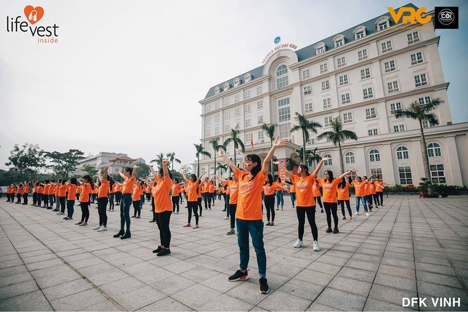 LifeVestInside's tweet photo. So proud to share this amazing video of the DFK2017 Vinh City, Vietnam! Shout out to Phuong Cao, our awesome group leader who made it happen in their city. Kudos to all of you in Vietnam!
#danceforkindness2017 #dfk2017 #kindnessrevolution
https://t.co/xNQ3AdbD7B https://t.co/jnCyL7mmNy