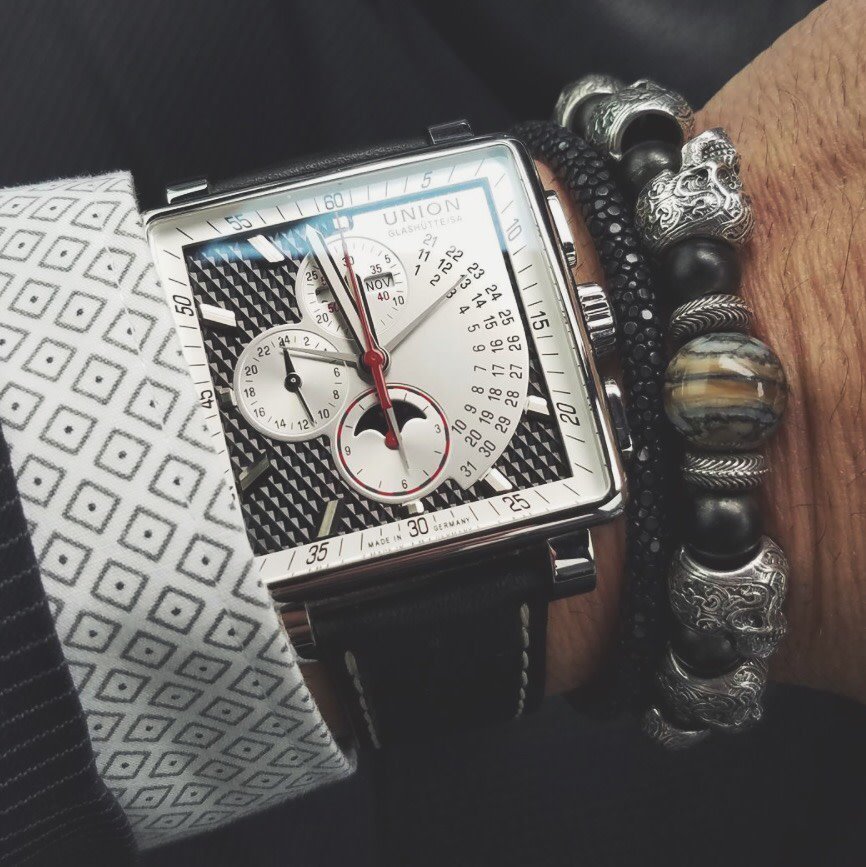 WH_Studio's tweet image. High-class #wristi from @josephranone featuring our La Paz bracelet. Get the look: bit.ly/2A43qcC #iamwilliamhenry #wriststack