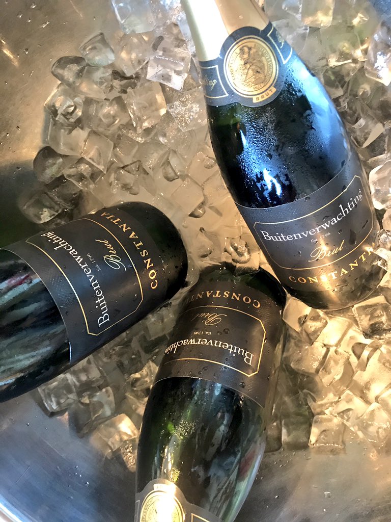 TsepangMolisana's tweet photo. Spending the evening in the @ConstantiaRoute - bottling @ConstantiaGlen 5 (2016) with friends from the valley @BeyondBuiten @KleinConstantia #LoveConstantia #ConstantiaRoute https://t.co/jxmaRLb75J