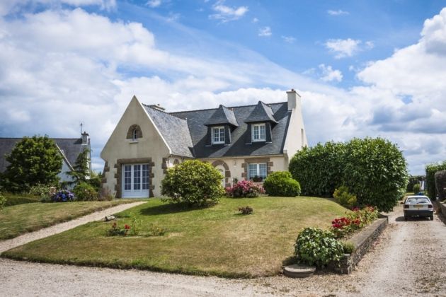 Doing property viewings soon? Here are some useful French words and phrases to learn first > buff.ly/2zAhzBz #FrenchProperty #languagelearning