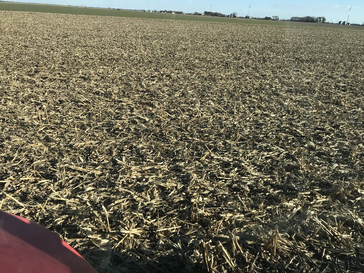 MoeChauvin's tweet photo. Back from a tillage demo doing my own thing. #SalfordRTS on corn stocks in fall helps decomposing &amp; spring pass pulverizes residues #minimumTill #Massey https://t.co/zovaWDOfEM