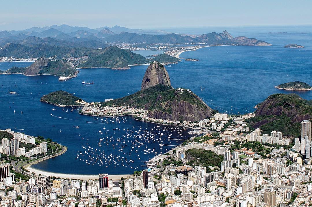 voonobre's tweet photo. #PaodeAcucar #VooPanoramico #RiodeJaneiro. Foto: #DelmiroJunior | #VooNobre #CmteNobre #Botafogo #MorrodaUrca #Niteroi #VisitRio #VemProRio #RCVB #Rio https://t.co/BVtQRd2WRb