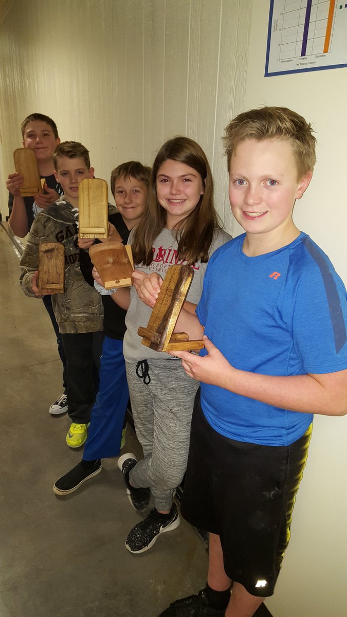 SchradleCFMS's tweet photo. 7th grade Manufacturing students with their smartphone docking stations. Awesome work!
#mightycardinals #CFMSrocks https://t.co/XKZqLZRs3F