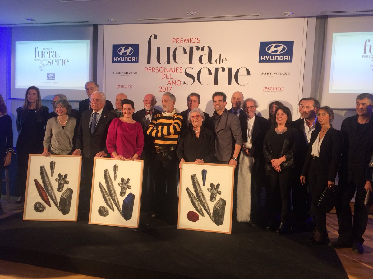 unidadeditorial's tweet photo. Enhorabuena a Albert Adrià, @infonajarro, @viantondonia , @RafaelNadal, Alberto García-Alix, @reinodecordelia, @RCRArquitectes, @lazarorosaviola, Isabel Castañer, Roberto Polo y @cuentosvisuales #PremioFS https://t.co/rdRQG6W2nc