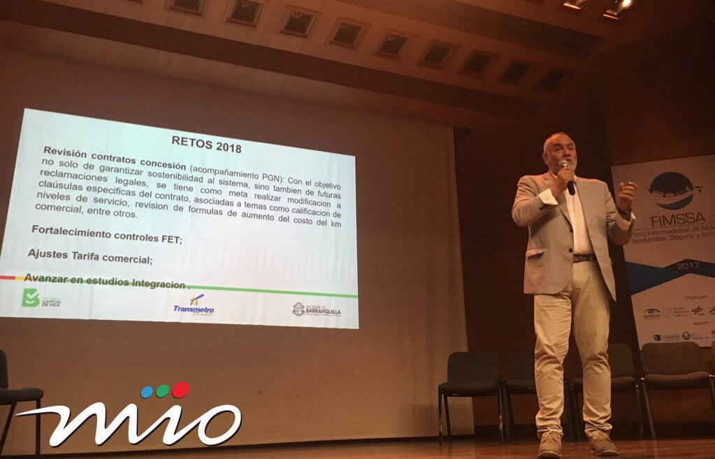 METROCALI's tweet photo. “ Hay luz al final  del camino, @transmetrobaq fue el sistema masivo que más creció en Colombia en el 2016, aún se presentan problemas con los buses, pero el usuario está comenzando a creer, algo estamos haciendo bien” Ricardo Herrera,  #FIMSSA #MovilidadSostenible https://t.co/sqmhgIELJB