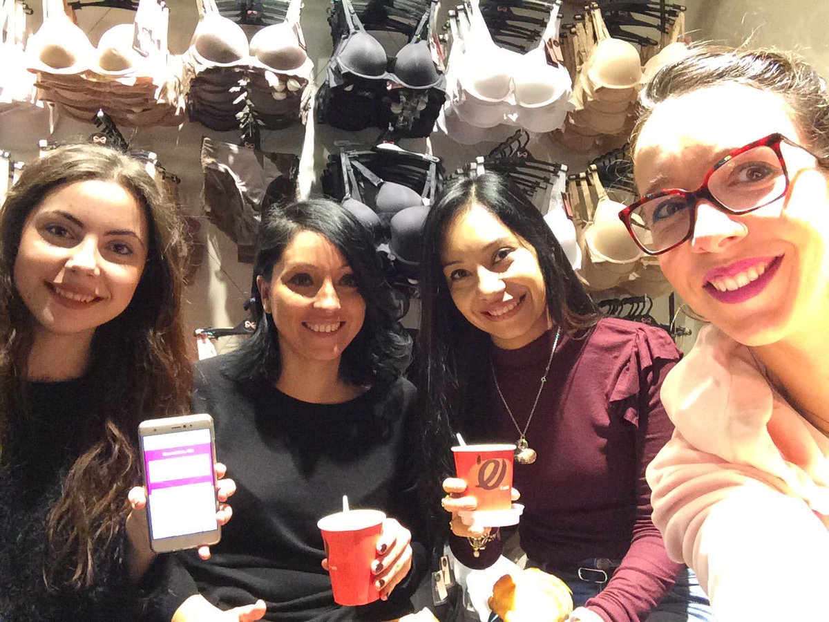 Dándolo todo en Puerto Venecia!! Y con simulacro incluido!#Workday #hkm <a href="/rmoratahkm/">Raquel Morata</a> <a href="/cantor_monica/">Mónica Cantor</a>