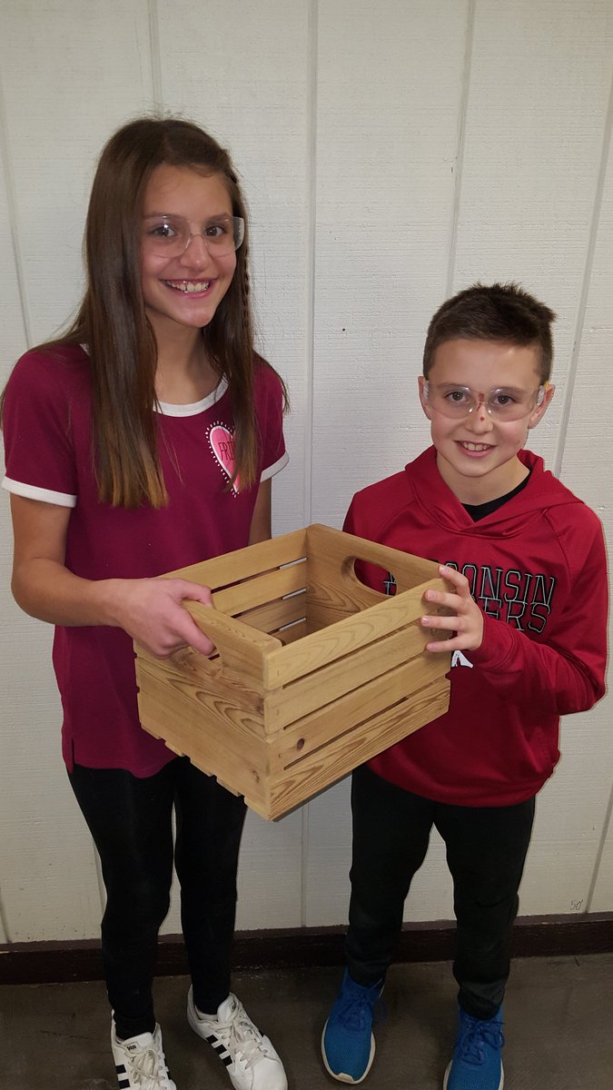 SchradleCFMS's tweet photo. 6th grade Materials &amp; Processes. Mr. Bobb's creation. The kids do such great work here!
#mightycardinals #CFMSrocks https://t.co/7tb8uE6St8