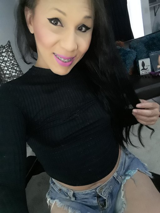 https://t.co/1kL0D5gsWH hey people in on  on This Link you can find me #tokens  #Chaturbate #camgirl<a href="/tag/camgirl"class="tags"><span>#camgirl</span></a><a href="/tag/bigass"class="tags"><span>#bigass</span></a><a href="/tag/cum"class="tags"><span>#cum</span></a><a href="/tag/chaturbate"class="tags"><span>#chaturbate</span></a><a href="/tag/trans"class="tags"><span>#trans</span></a><a href="/tag/tok"class="tags"><span>#tok</span></a>