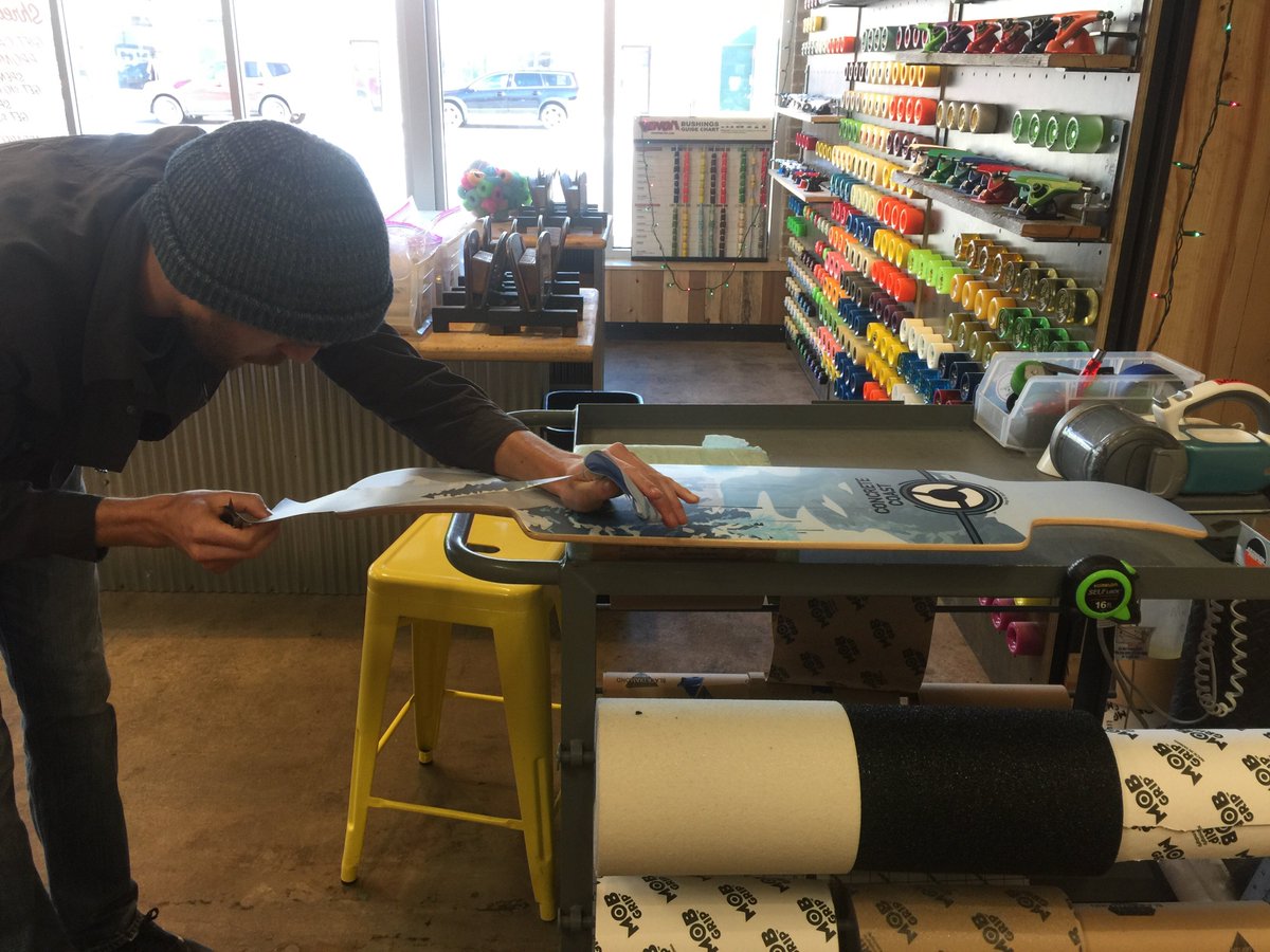 BOARDLifeUSA's tweet photo. Come get your board a fresh design at @BOARDLifeUSA those vinyl stickers take no time to put on the bottom of any board and you can literally print whatever you like... #infinitepossibilities #denver #colorado #custom #longboard #skate #graphic #bldeckitout #skateshop https://t.co/U29cyAMbOK
