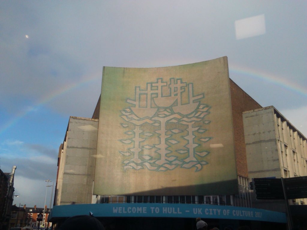 BhsMuralHull's tweet photo. @LindaMorEHRed Brilliant!  You beat me to it @LindaMorEHRed! Jenni Young, one of the @2017Volunteers sent me this one via Facebook.   I think old Muriel is all rainbowed up because of the good news.  Fingers crossed 🤞🏻 Thanks for posting https://t.co/wt75LAeHEQ