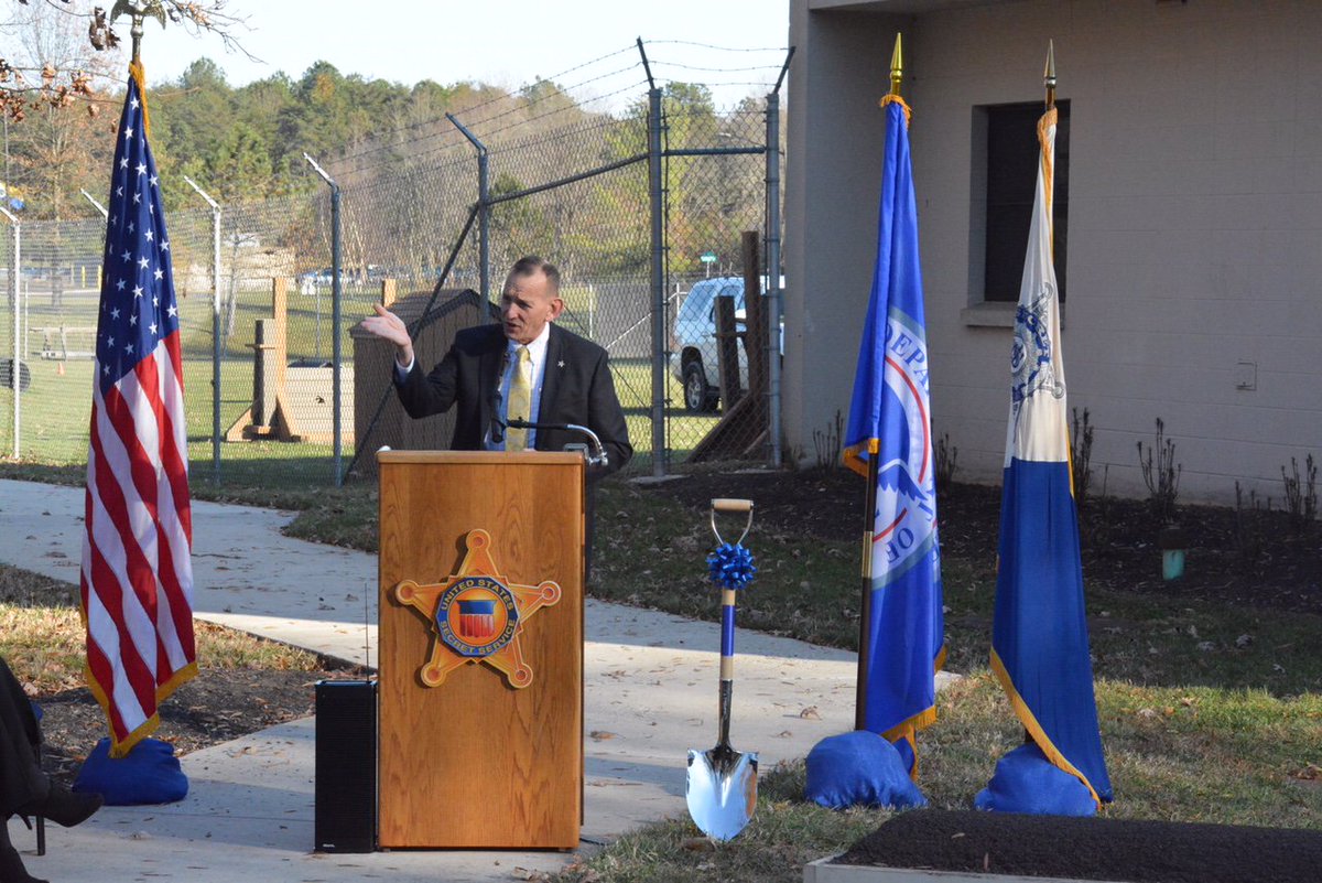 SecretService's tweet photo. "Our canine program is one the Secret Service is extremely proud of," Director Alles at the Groundbreaking Ceremony for the new Maloney Canine Training Facility.
More: https://t.co/RNcWuWJ8FI https://t.co/7yAcNH35UZ