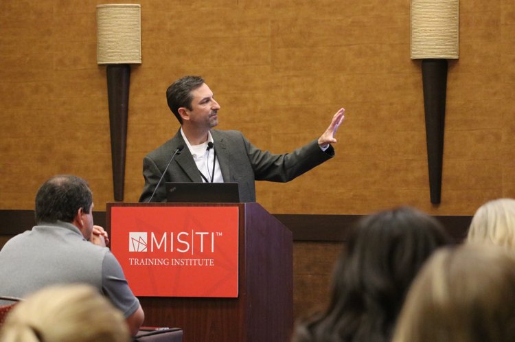 aci_archives's tweet photo. RSM’s Scott Shinners discusses cybersecurity risk management at #ITAC2017. https://t.co/WFa97kg7Br