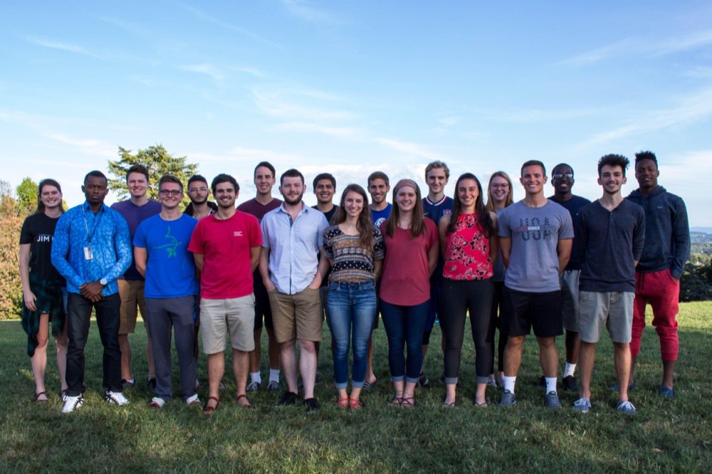 EMU_News's tweet photo. EMU student government leaders sign #StudentsAgainstHate statement urging politicians to combat hate in the wake of #Charlottesville https://t.co/zgSAn6bp1L https://t.co/voEEm04Mt2