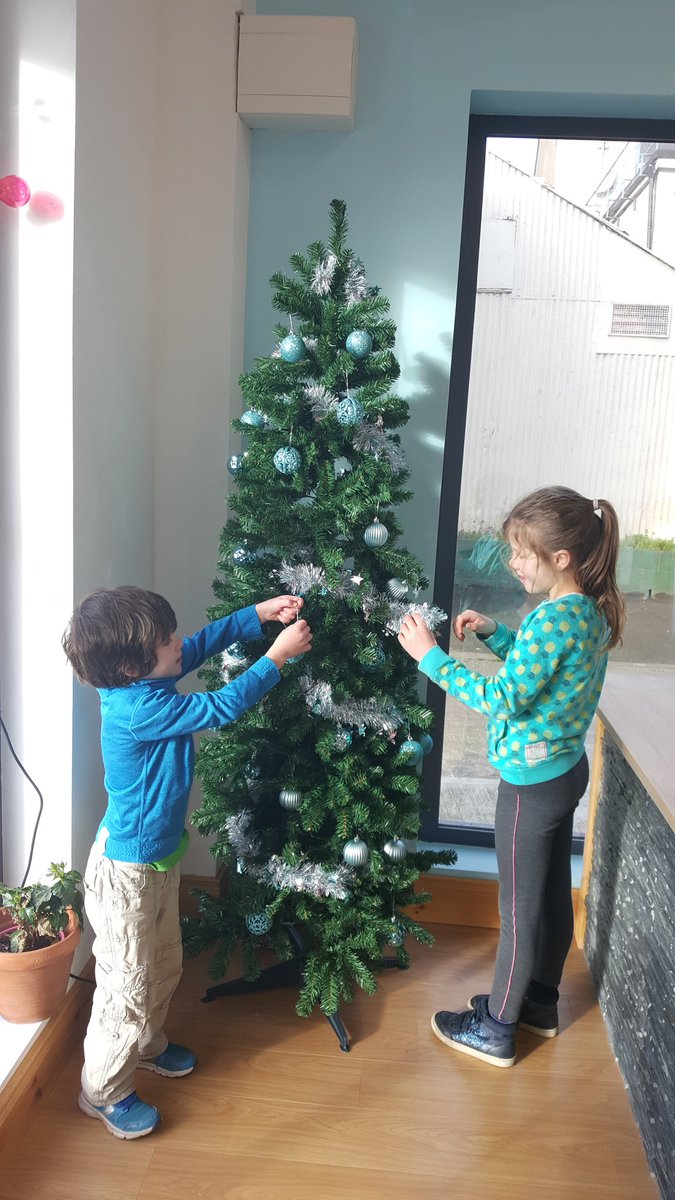 FionneAustinPT's tweet photo. The elves have arrived and Blackstone is Christmas ready! #Christmas #blackstone https://t.co/g1Czcwuolh