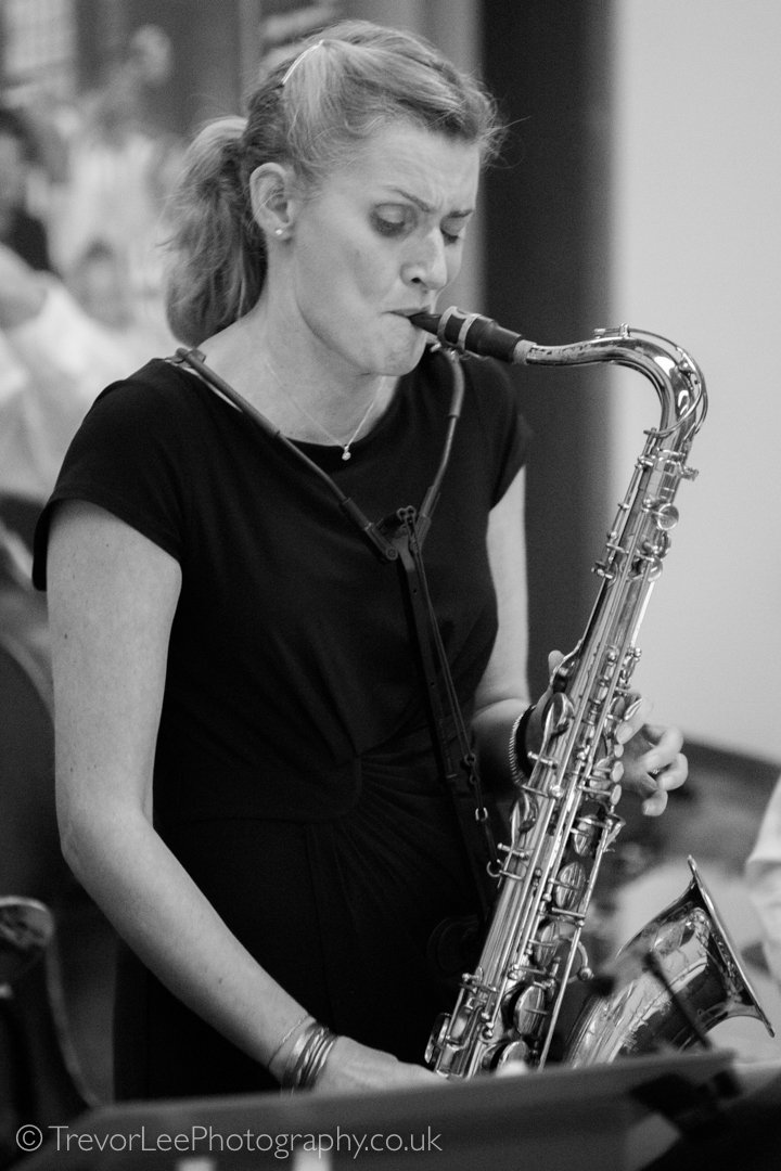 TrevorLeePhotos's tweet photo. Monday, Day 10 of @CamJazzFest with a great sound from #CaxtonSwing and the brilliant #JoFooks on Sax performing at @ChurchillCol. #jazz #jazz100 @CamNextGenJazz @camjazz @JiveCambridge
Gallery of images: https://t.co/V9Q3zxoTR8
Video; https://t.co/mA8Vvs6bdz https://t.co/lZG4u5ZQ1c