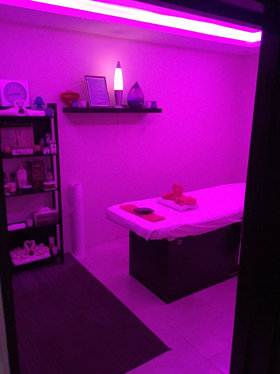 مركز انامل الراحة 
مساج كامل فلبيني تايلندي 
ساعه كاملة
بـ150 ريال فقط
من 1 ظهرا
الى 12 ليلا
للحجز/0551681310
مكة-الخضراء مقابل صيدلة غاية