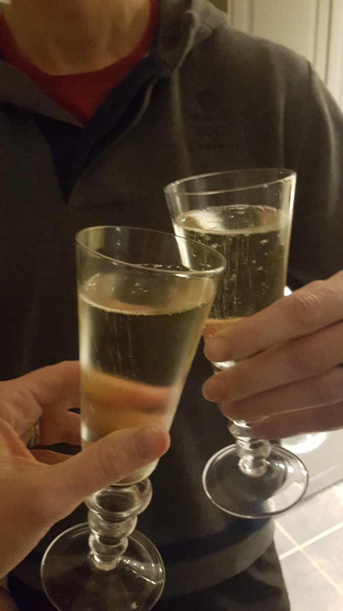 special dinner of mac and cheese and some bubbles to pre-celebrate potential bronze medal from Sochi #meatwagon #100%me #cleansport #bobsleigh