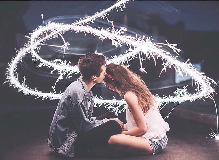 nikkihammel86's tweet photo. And in the middle of my chaos there was you 💘 Photo by #WHIHeart #photography #lights • https://t.co/d8o0f3jeUB