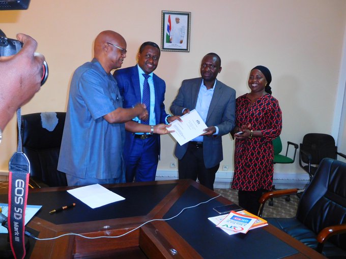 View image on Twitter