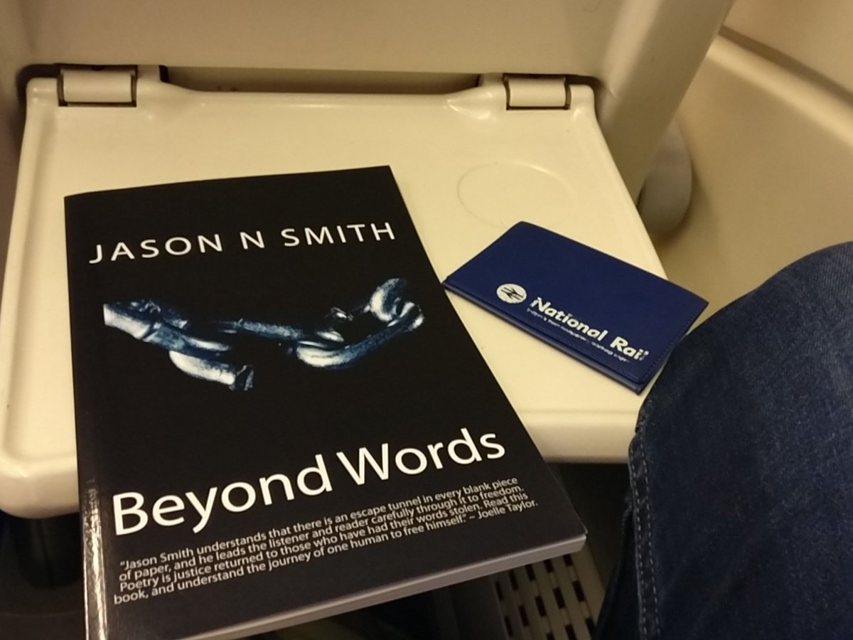 BryonyAlbery's tweet photo. Flipping heck #InsightAwards2017 today was lovely! so so good to meet some fellow tweeters IRL. I've got my book for the journey... Already spotted sum gooduns in there! @wordsmith212 https://t.co/5as0jc6bh9