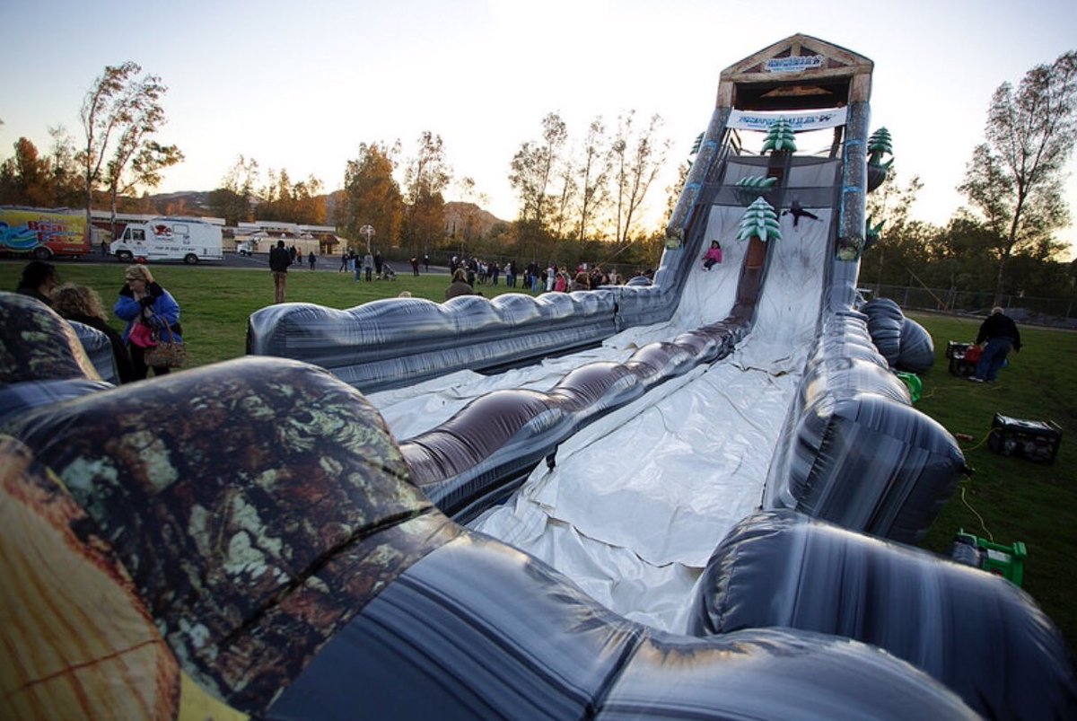 DowntownGSO's tweet photo. You won’t want to miss this ⬇️ 
The SnowZilla Jr. slide will be located in South End during #FOLGSO this Friday thanks to @JayceesGSO! https://t.co/fR8Q5u46ax