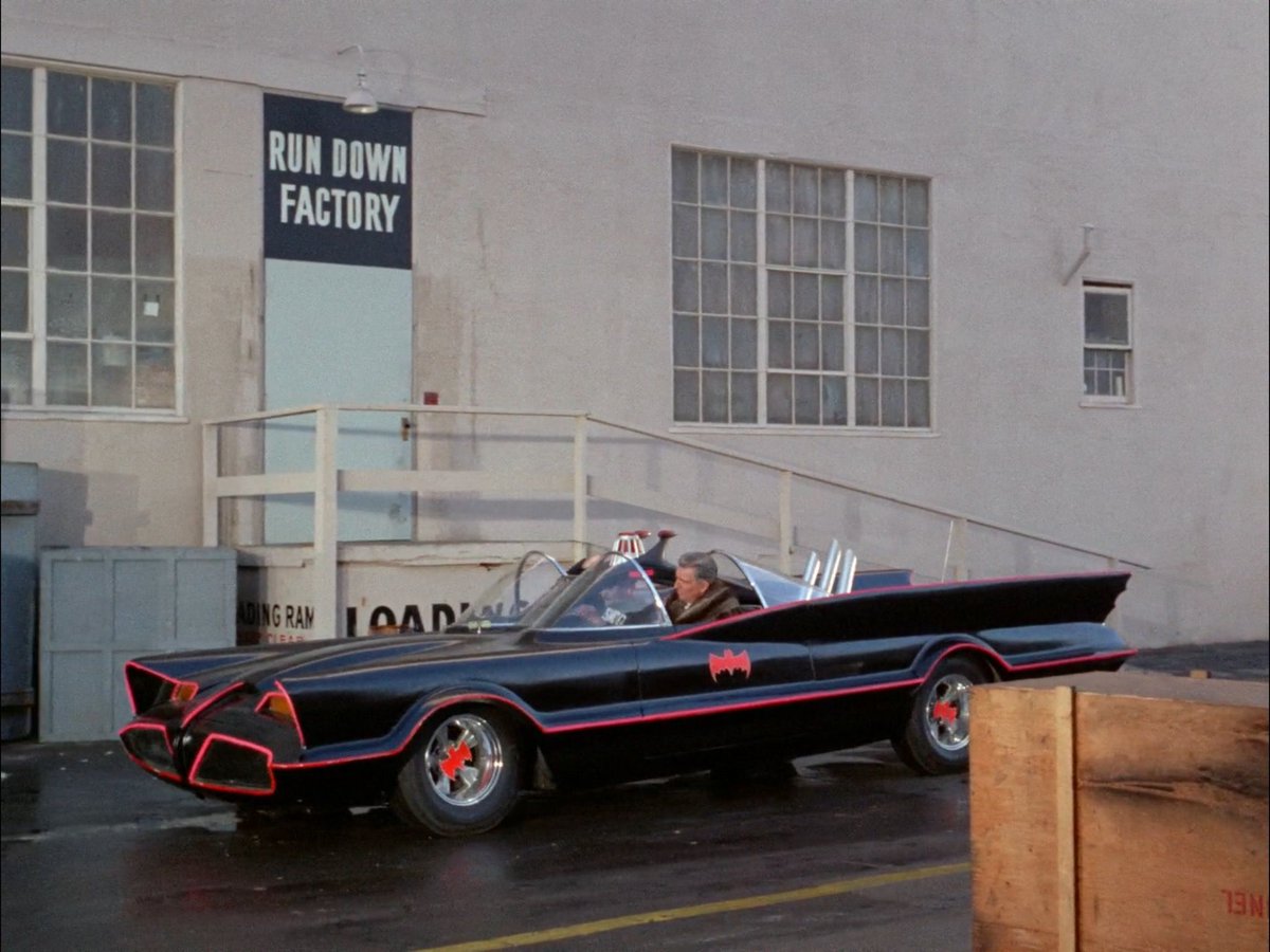 BatLabels's tweet photo. RUN DOWN FACTORY https://t.co/ika5J9RhYu