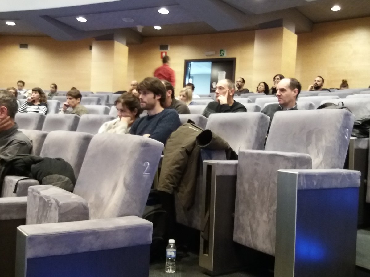 Proteomics_CNB's tweet photo. Asistentes de la @upvehu y del @CICbioGUNE a la #VIIIRCPC en #Bilbao. #proteomics @biocrucesHRI https://t.co/qEkvreijr1