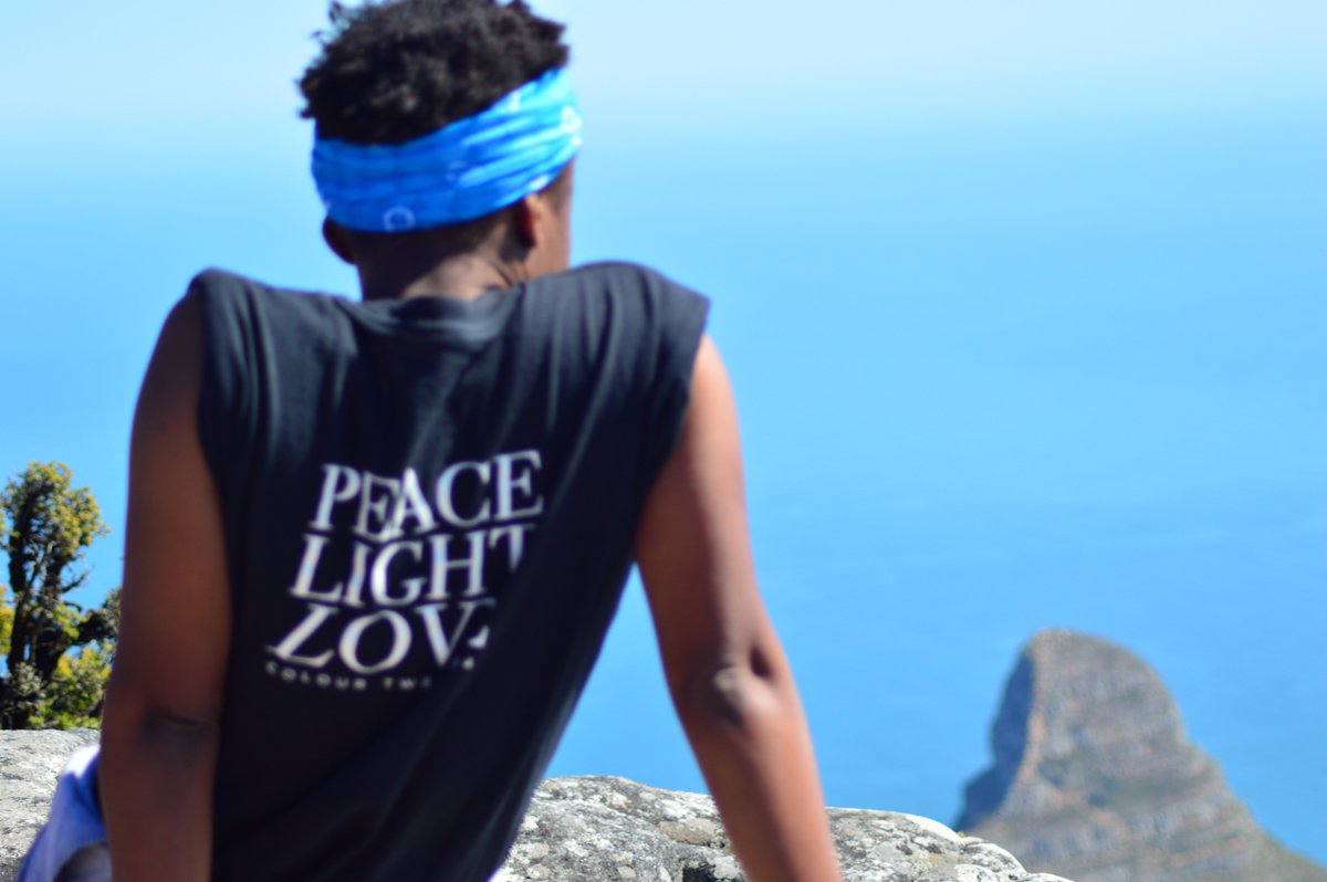 CPTtwins's tweet photo. We are CAPE TOWN TWINS.
Join us. #CptTwinsHike .
π·π·: @LeHydroP x #LehydropSeries . #CapeTown
https://t.co/KKKARw4eqw - Check out the Video . #SouthAfrica . Please RT, We need to explore with you and your friends. #CptTwins https://t.co/DzdZuyN3Nd