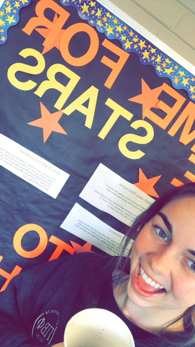 ThomsonLaney's tweet photo. Astronomy is everywhere!!!!!!💫💫💫💫🌟💫🌟💫🌟 wooo!!!! #LSUastr1101 @tsboyajian https://t.co/CD2hpI6sP2