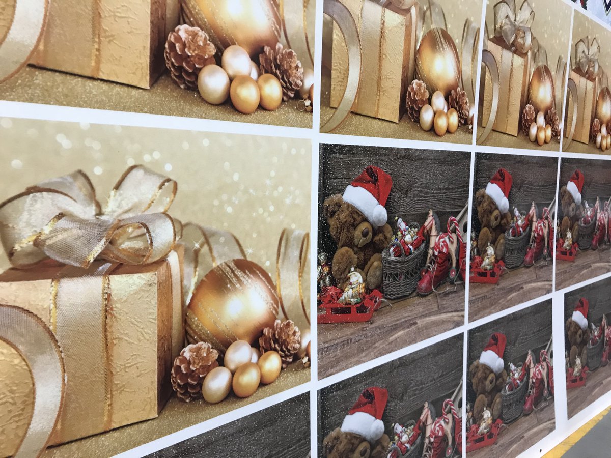UniquePrintDes1's tweet photo. Are you looking for Christmas gift Inspiration? or just something festive for your table?
Order a set of 6 placemats and coasters for £10.
These can be personalised with any design! #giftidea #GivingTuesday https://t.co/CxufMeOLI0