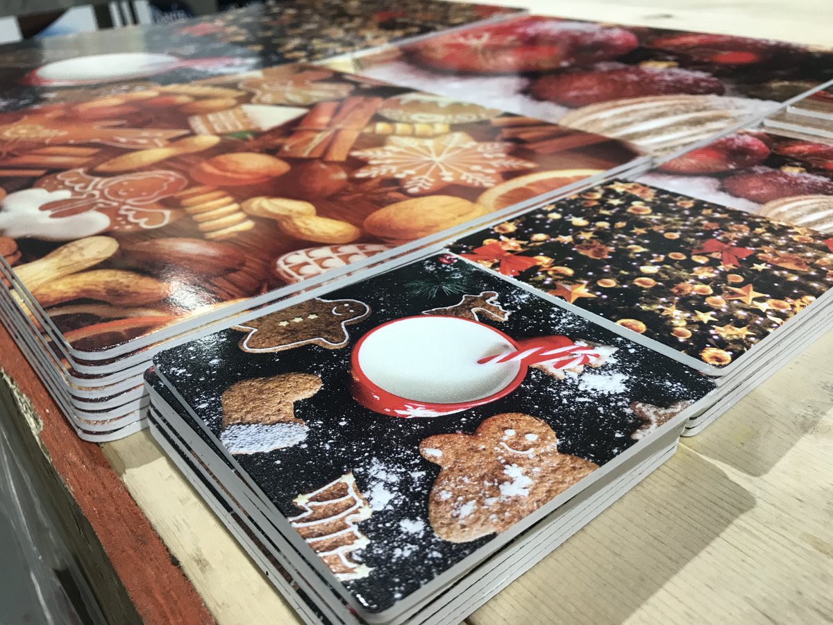 UniquePrintDes1's tweet photo. Are you looking for Christmas gift Inspiration? or just something festive for your table?
Order a set of 6 placemats and coasters for £10.
These can be personalised with any design! #giftidea #GivingTuesday https://t.co/CxufMeOLI0