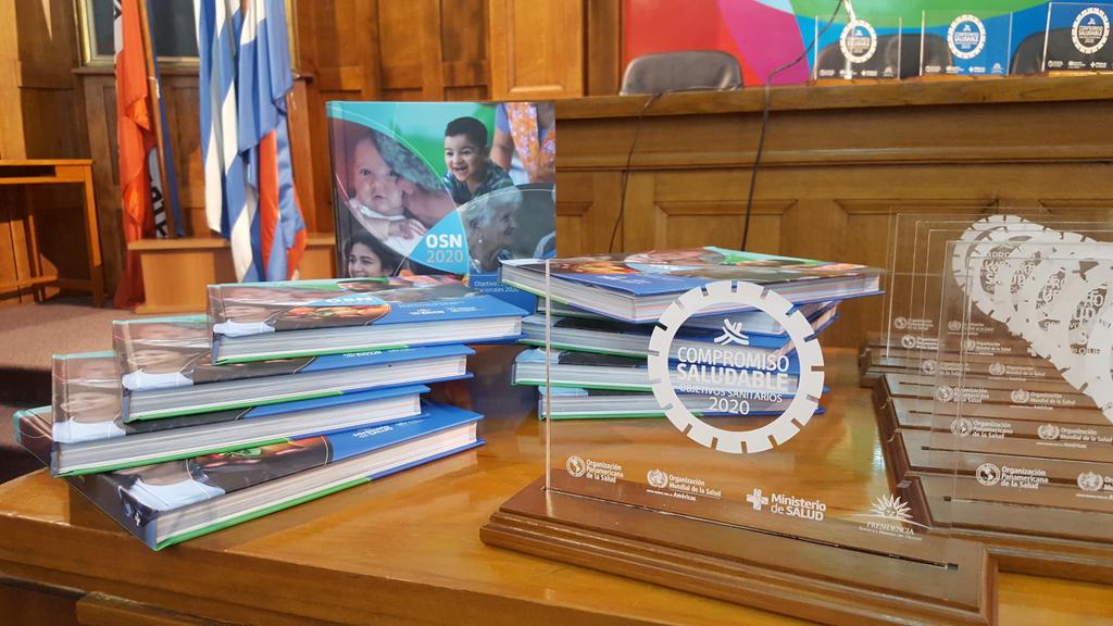 opsomsuruguay's tweet photo. Hoy en @MSPUruguay a las 14:00 lanzamos la Campaña #CompromisoSaludable
Más info:
https://t.co/oEkrLN0nQw https://t.co/zNc5Wkzb54