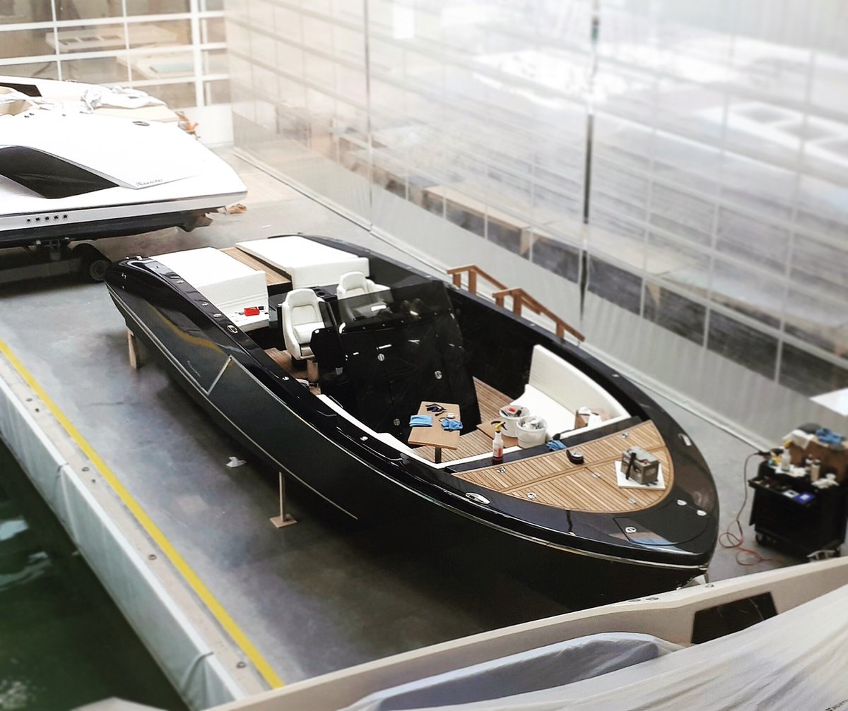 Frauscher_Amer's tweet photo. She is nearly complete! 
This is one beautiful boat and she will be arriving just in time for the holidays!
#1017Lido #RtizResidences #MiamiBeach #RitzCarlton #FrauscherAmerica #FrauscherBoats https://t.co/XTmHF8BZm0