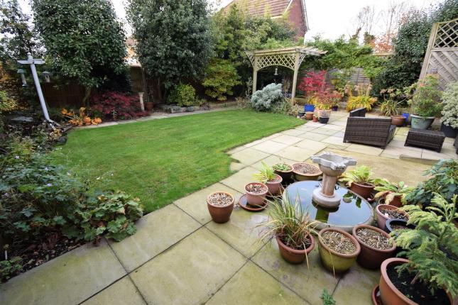 Gascoines's tweet photo. FAMILY HOME IN #FARNSFIELD - Parfitt Drive £450,000 - 4 DOUBLE bedrooms, 2 ensuites, 3 reception rooms &amp; study plus so much more...https://t.co/HmLVIdeoKz https://t.co/RJ7eVolTWy