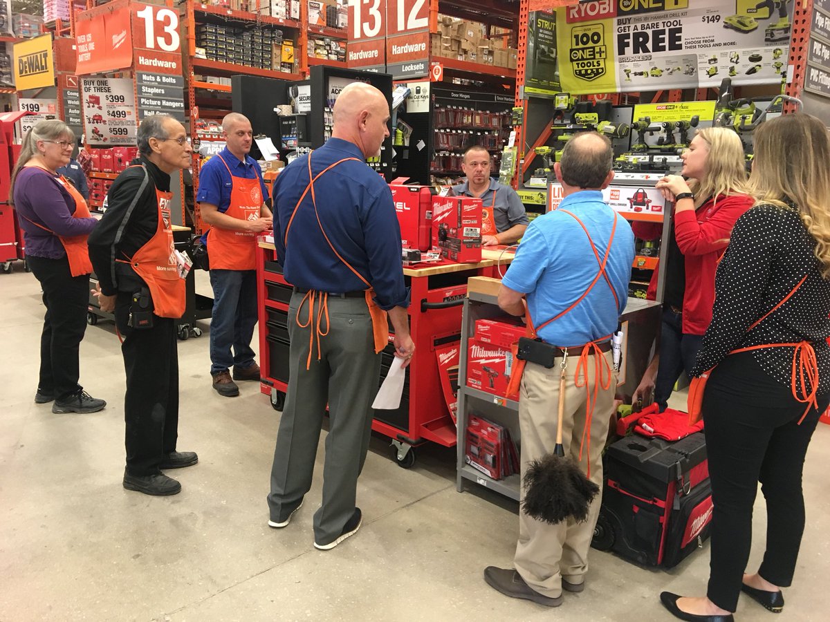 Rosa Y Medina tweet media