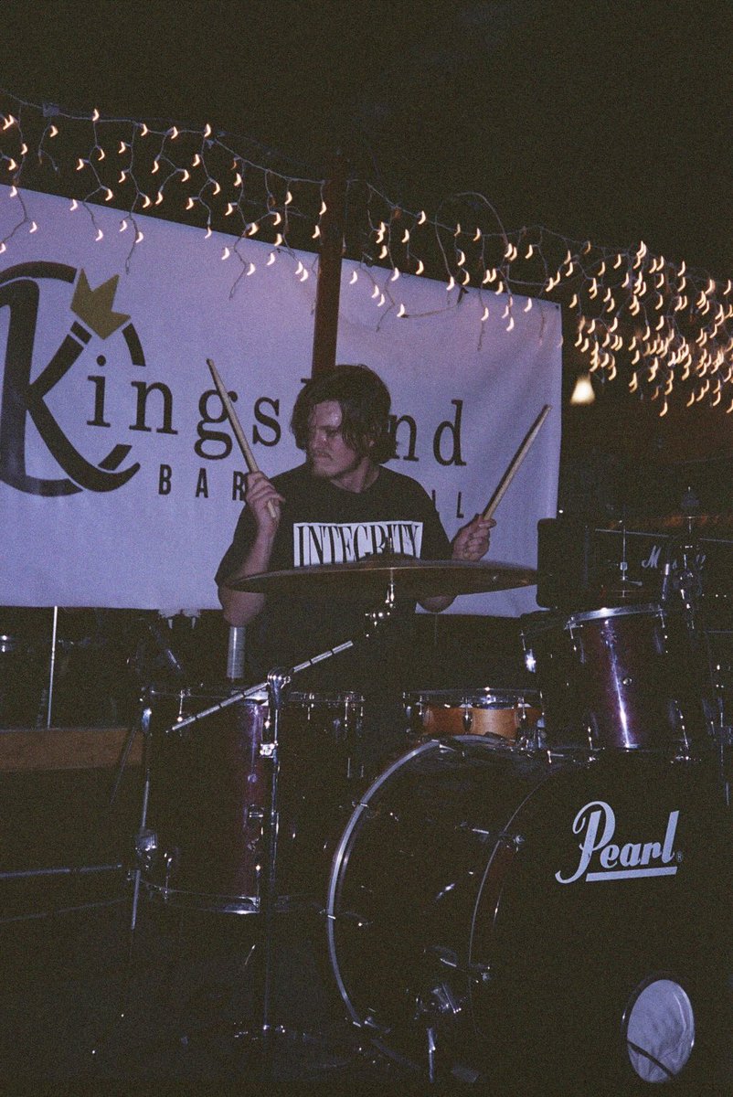 PrayToKeep's tweet photo. Brooklyn 11.8.17 📸🤘🏾 #35mm https://t.co/Ihyq30ALyA