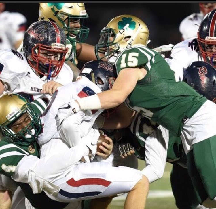 IrishFootball13's tweet photo. Good luck on Friday ! @SimmonsFootball and @wadetackett ! βοΈπππ #DeltaStrong #DeltaFootball https://t.co/OjZzB2pgi8