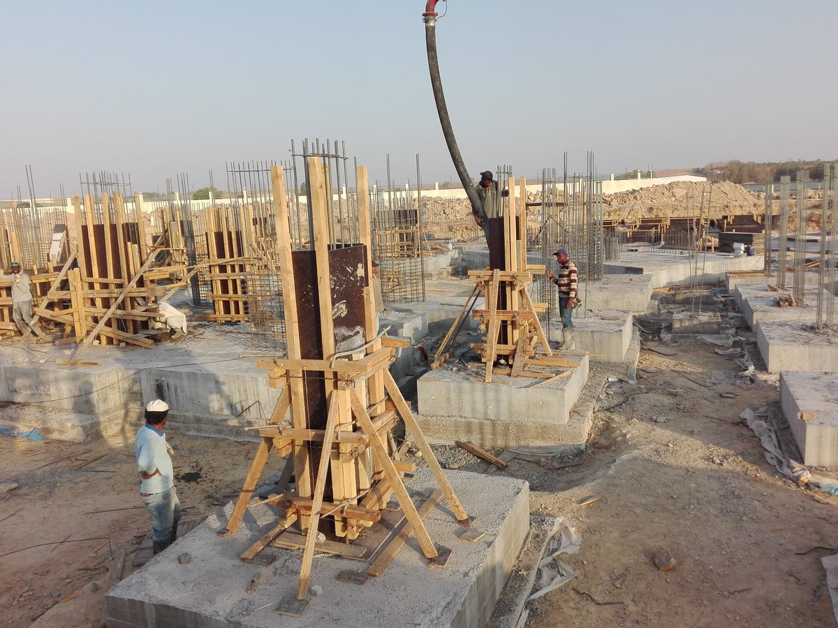 Uzivatel جبل ضمك للمقاولات Na Twitteru مقاول بناء عظم خرسانات مصنعيات صب مواد اشراف هندسي فلل مولات مساجد فنادق استراحات بيوت عماير هناجر القصيم عنيزة بريدة مقاولات تشطيب ترميمات معالجات لياسة مباني