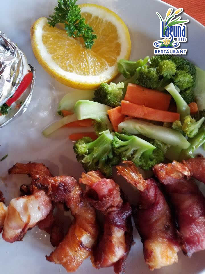 Mariscos Tino´s tweet media
