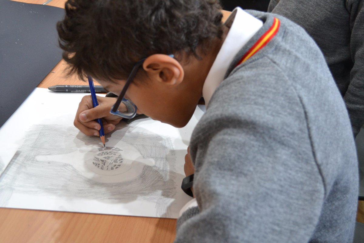 BuckinghamPrep's tweet photo. Visual artist #StephenWalter spent the day in our #artroom talking about his work and running drawing workshops. #Year5 were asked to remove the objects from the background #process #negativespace #maps #London #mapping #shape #contrast https://t.co/UjoV1WNdKZ