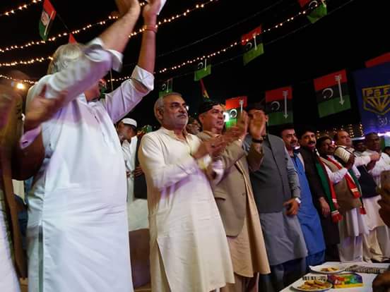 mukhtiarmiranii's tweet photo. Hounrable #PresidentPPP Distt #Kashmore Mir Gul Muhammad Khan @gmjakhrani  Sb Invited As Cheif guest here At Larkana Celebration  #50th Aniversry Of #PPP Foundation Day Long Live PPP.  @BBhuttoZardari @BakhtawarBZ @AseefaBZ 

@TeamPPPKashmore https://t.co/1HPXbnQwFE